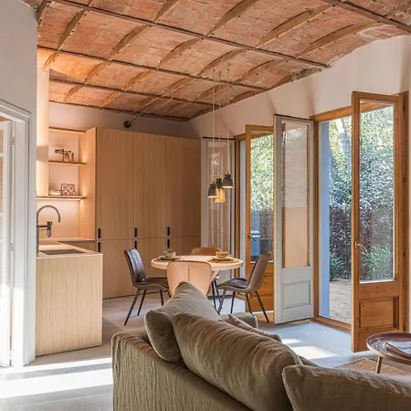 Lacomuna Oasis Apartman